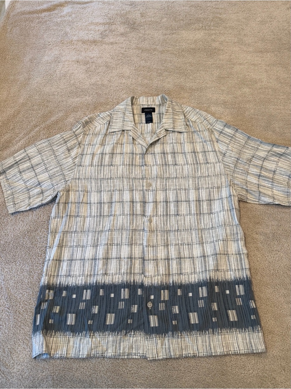 Claiborne Men’s Beige & Gray Short-Sleeve Camp Shirt Size L